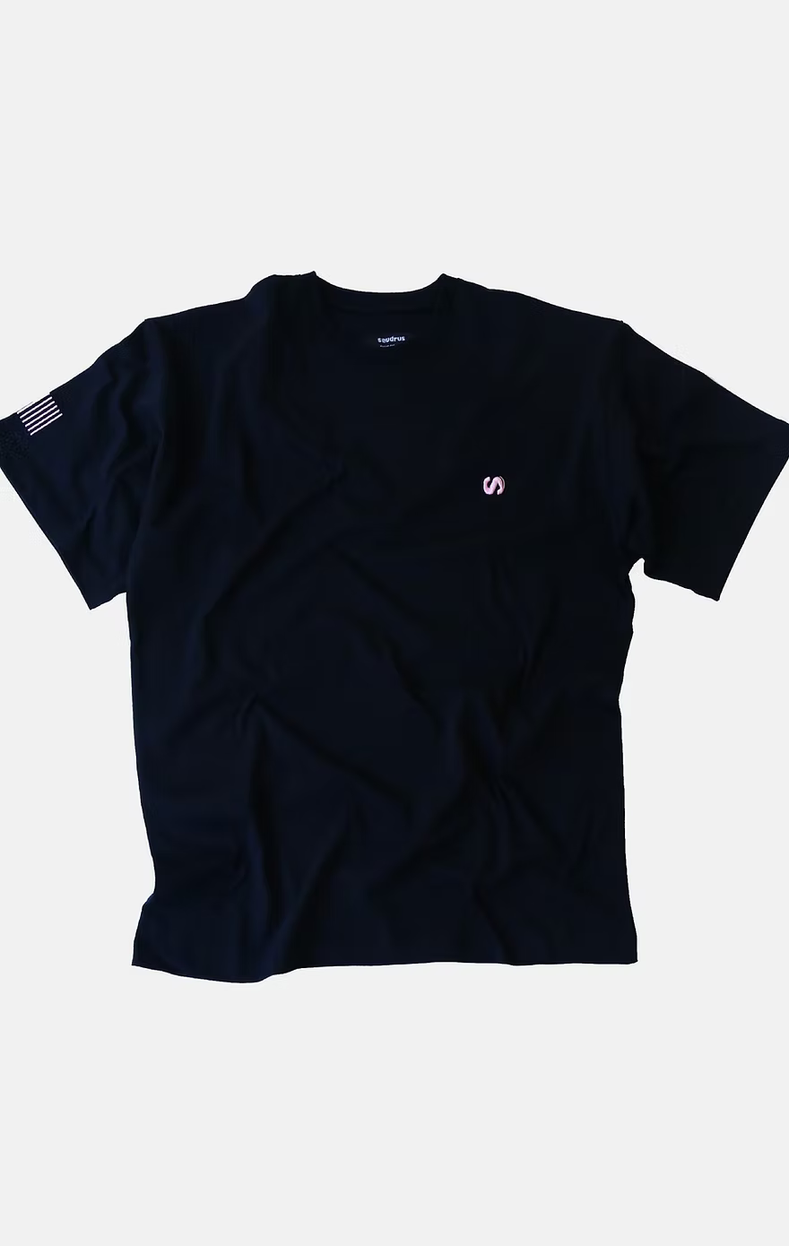 Unisex Oversized Black T-shirt Pink Logo