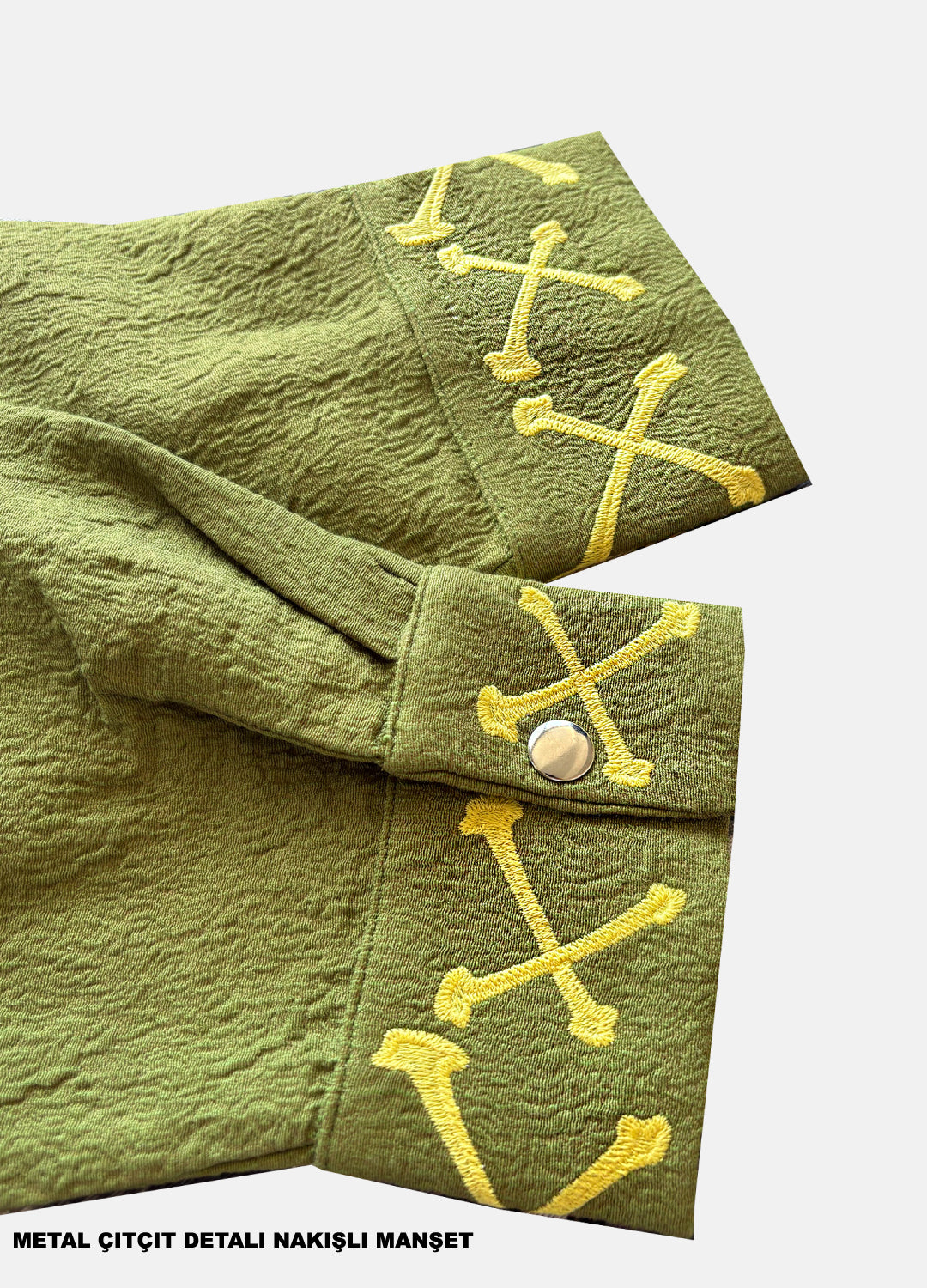 Nomadic Green X Nakışlı Oversize V Yaka Gömlek
