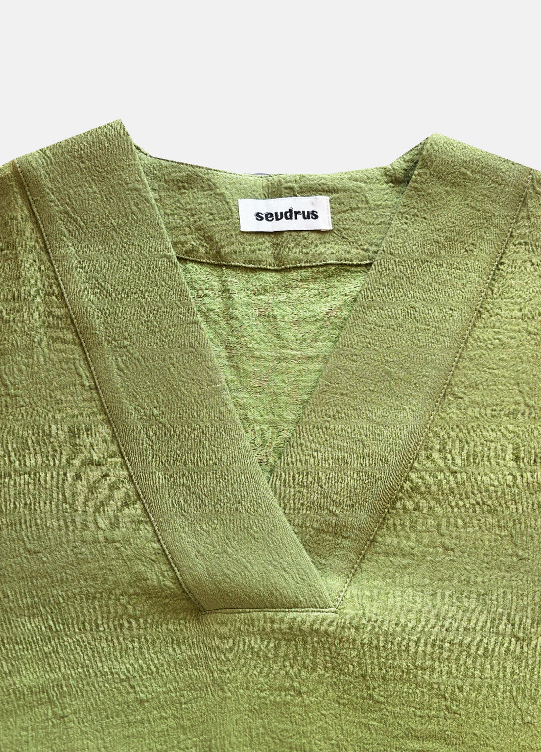 Nomadic Green X Nakışlı Oversize V Yaka Gömlek
