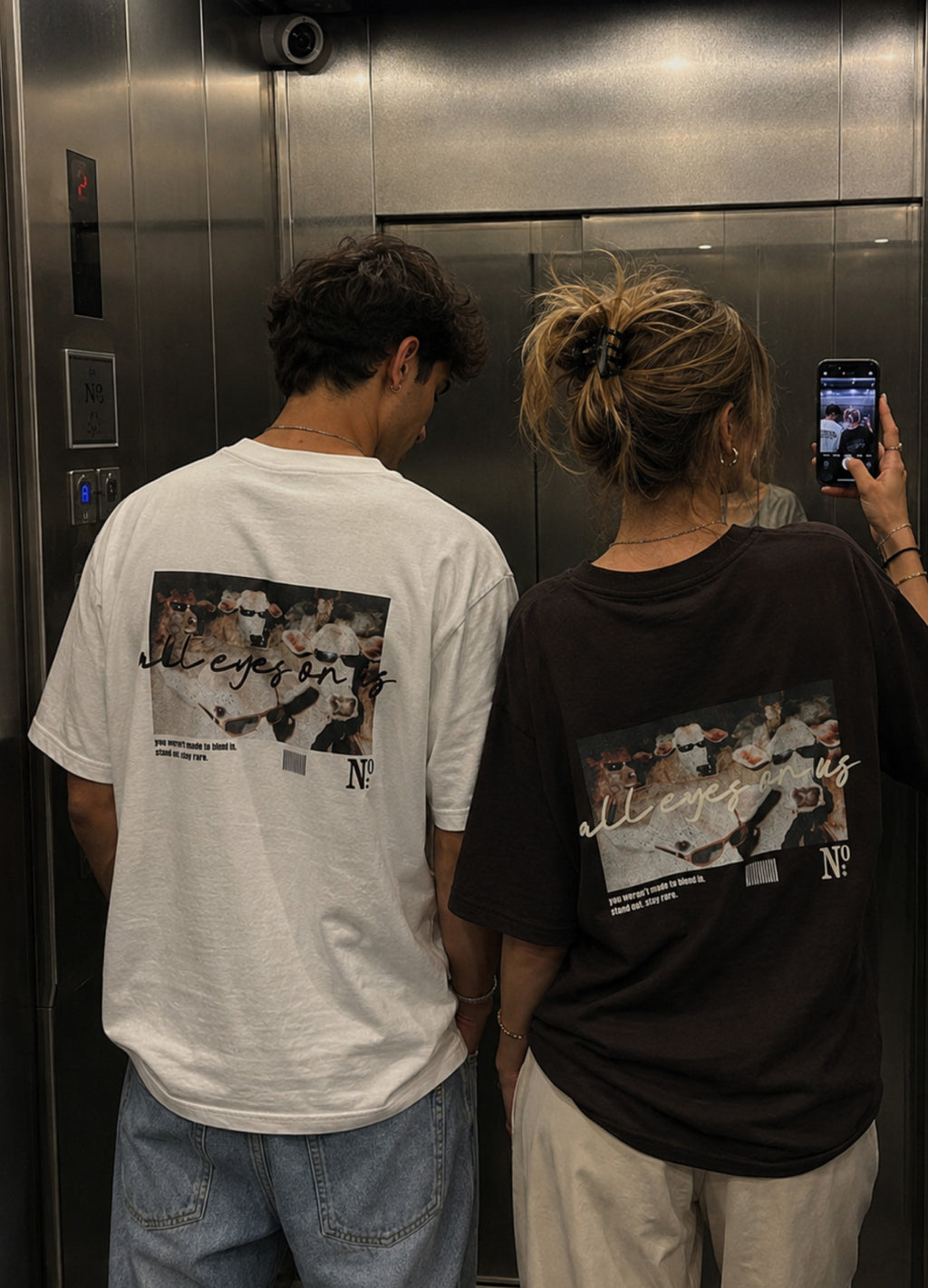 All Eyes On Us Baskılı Kahverengi Regular T-Shirt