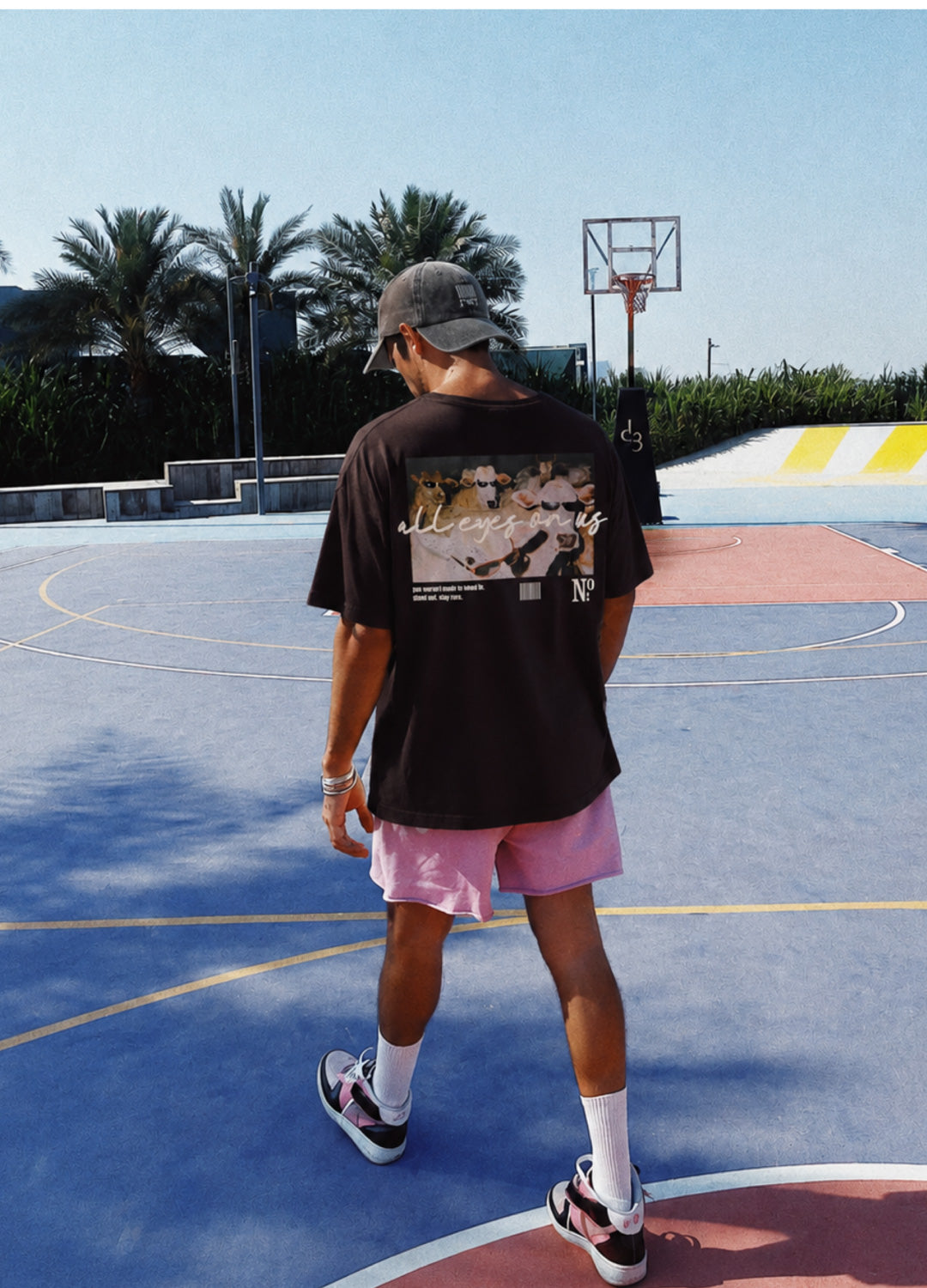All Eyes On Us Baskılı Kahverengi Regular T-Shirt