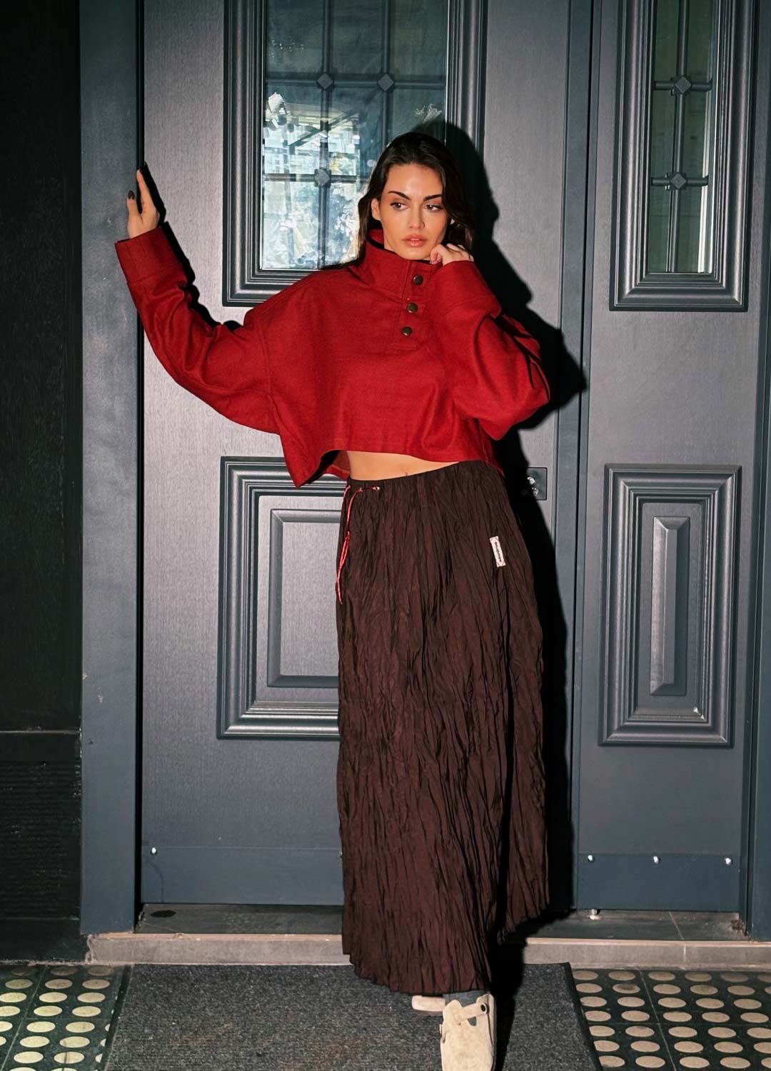 Wildcard Red Dik Yaka Yün Crop Sweatshirt